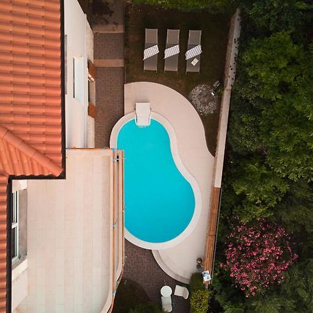 Luxurious City Retreat With Pool Шибеник Экстерьер фото